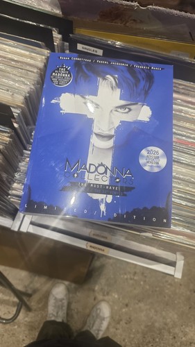 Madonna collector book the - collector,